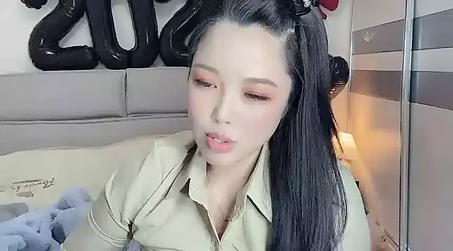 kk lele online show from 02/19/25, 07:50