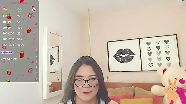 Snapshot of miss_linda_ chatting on 01/08/25, 07:56 miss linda online show from 01/08/25, 07:56