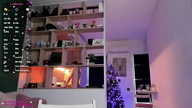 Snapshot of _alleyesonme_ chatting on 01/09/25, 02:07  alleyesonme  online show from 01/09/25, 02:07