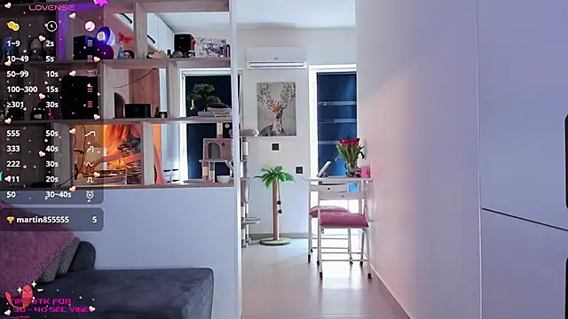 Snapshot of _alleyesonme_ chatting on 03/05/25, 01:50  alleyesonme  online show from 03/05/25, 01:50