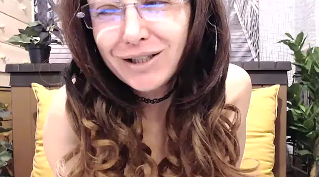 Snapshot of lilianleight chatting on 12/05/24, 08:22 lilianleight online show from 12/05/24, 08:22