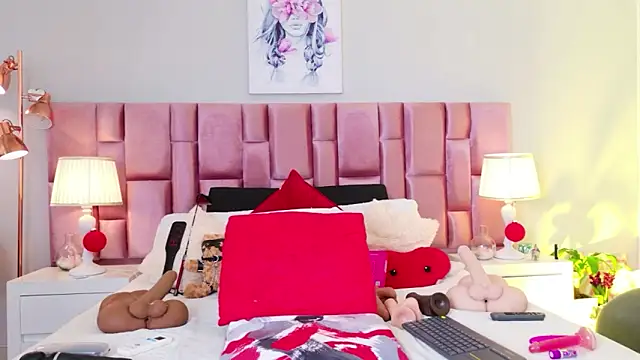 Anaa Bellaa online show from 04/10/26, 12:43