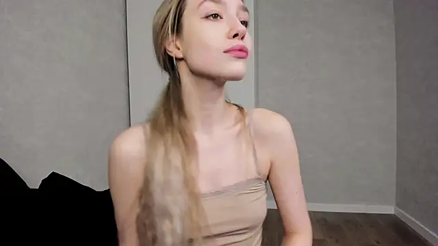 Snapshot of mary_shiota chatting on 10/23/25, 06:06 mary shiota online show from 10/23/25, 06:06