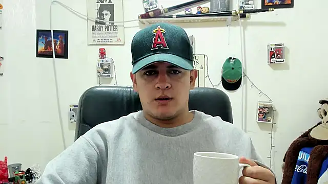 ney 22 online show from 11/28/25, 07:33