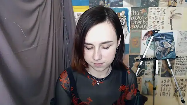 Snapshot of VeryVeryVeryShy_ chatting on 01/20/25, 03:50 VeryVeryVeryShy online show from 01/20/25, 03:50
