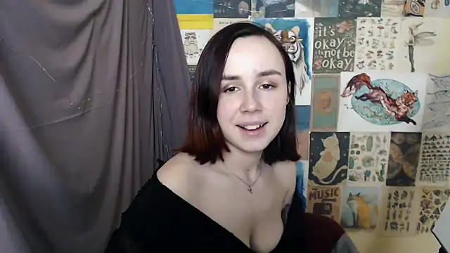 Snapshot of VeryVeryVeryShy_ chatting on 01/29/25, 09:44 VeryVeryVeryShy online show from 01/29/25, 09:44