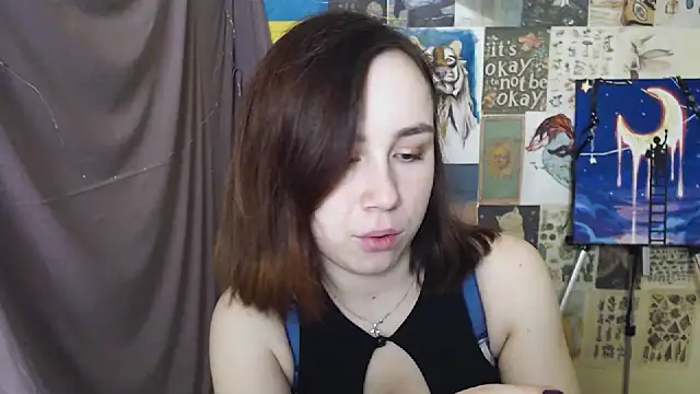 Snapshot of VeryVeryVeryShy_ chatting on 03/13/25, 06:48 VeryVeryVeryShy online show from 03/13/25, 06:48