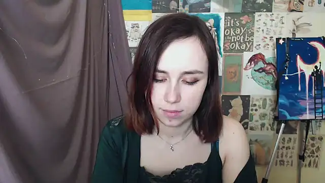 Snapshot of VeryVeryVeryShy_ chatting on 03/22/25, 07:47 VeryVeryVeryShy online show from 03/22/25, 07:47