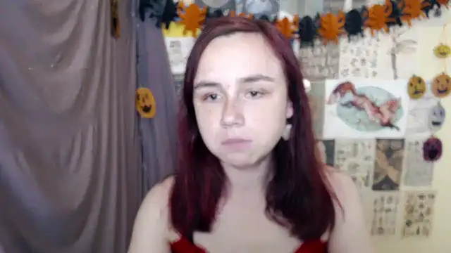 Snapshot of VeryVeryVeryShy_ chatting on 10/03/25, 05:21 VeryVeryVeryShy online show from 10/03/25, 05:21