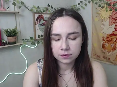 VeryVeryVeryShy  online show from 04/17/26, 05:54