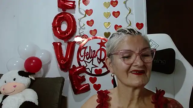 bety-cum2 online show from 02/11/26, 09:25