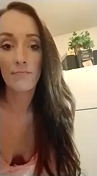 goddessnathalie1 online show from 12/10/24, 09:23