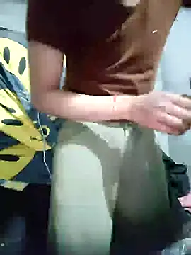 Snapshot of Hot2612 chatting on 03/18/25, 02:15 Hot2612 online show from 03/18/25, 02:15