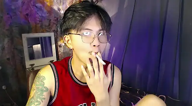 Snapshot of Sexy_Handsome_Drex chatting on 12/08/24, 07:26 Sexy Handsome Drex online show from 12/08/24, 07:26