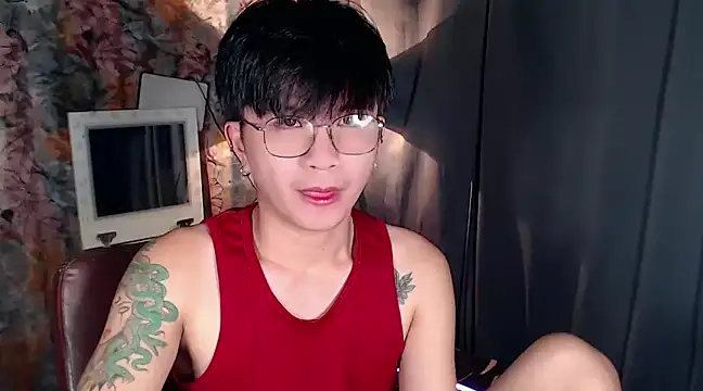 Snapshot of Sexy_Handsome_Drex chatting on 01/16/25, 09:16 Sexy Handsome Drex online show from 01/16/25, 09:16