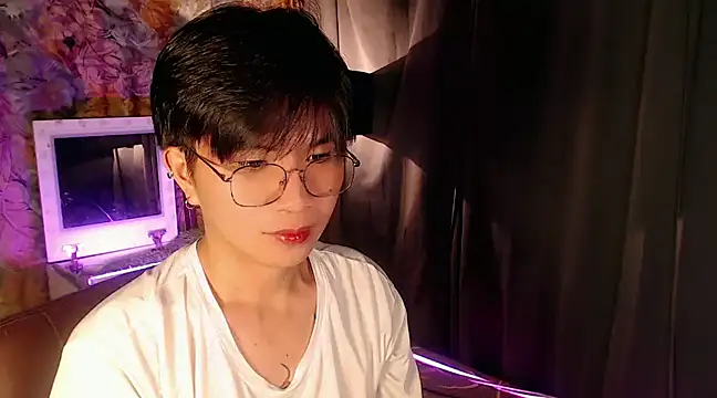 Snapshot of Sexy_Handsome_Drex chatting on 01/28/25, 11:38 Sexy Handsome Drex online show from 01/28/25, 11:38