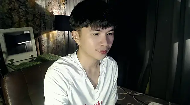 Snapshot of Sexy_Handsome_Drex chatting on 02/11/25, 02:57 Sexy Handsome Drex online show from 02/11/25, 02:57