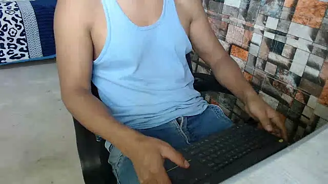 Snapshot of sexatlexx chatting on 02/07/26, 03:38 sexatlexx online show from 02/07/26, 03:38