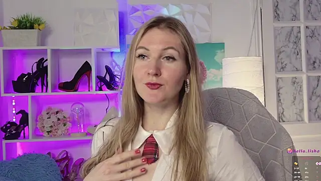 Snapshot of Hello_Lisha chatting on 01/16/25, 08:11 Hello Lisha online show from 01/16/25, 08:11