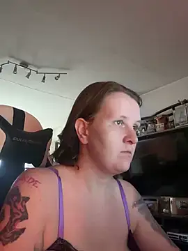 wetgerman 2 online show from 03/13/25, 01:40