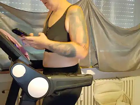 wetgerman 2 online show from 09/23/25, 10:07