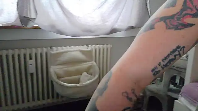 wetgerman 2 online show from 12/15/25, 10:41