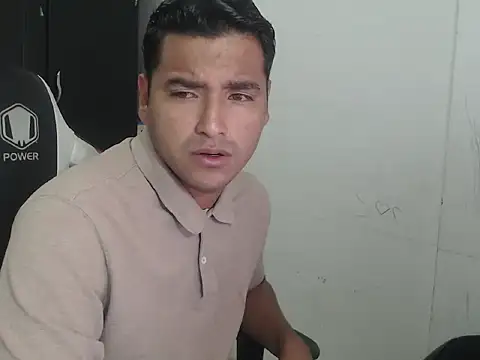 Snapshot of kylian_07 chatting on 01/18/26, 01:31 kylian 07 online show from 01/18/26, 01:31
