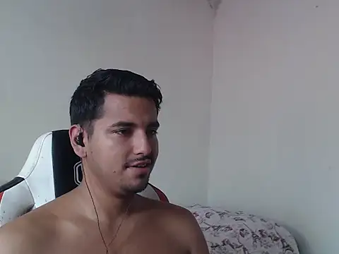 Snapshot of kylian_07 chatting on 03/04/26, 05:08 kylian 07 online show from 03/04/26, 05:08
