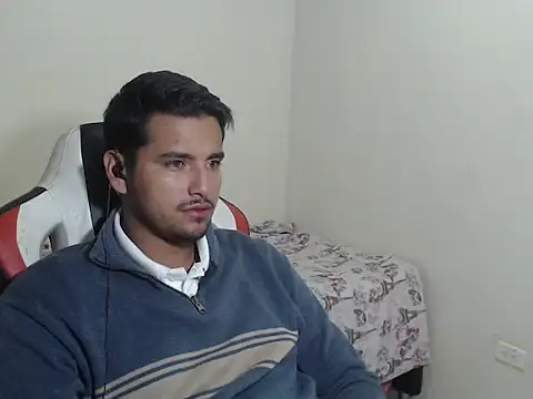 Snapshot of kylian_07 chatting on 03/09/26, 02:48 kylian 07 online show from 03/09/26, 02:48