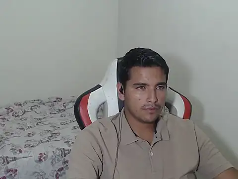 Snapshot of kylian_07 chatting on 03/23/26, 01:53 kylian 07 online show from 03/23/26, 01:53