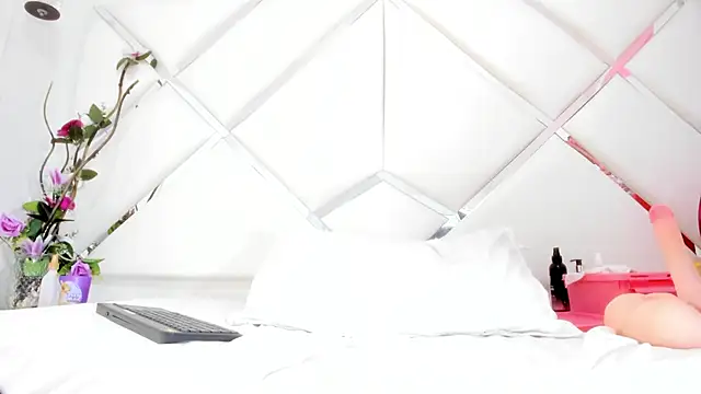 Snapshot of AgathaPember chatting on 03/03/25, 09:37 AgathaPember online show from 03/03/25, 09:37