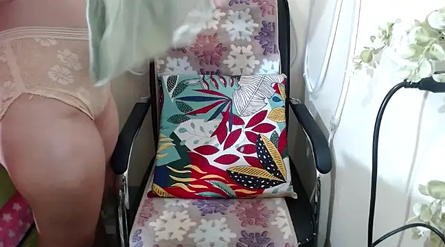 Skinny regie99xxx online show from 02/26/25, 11:48