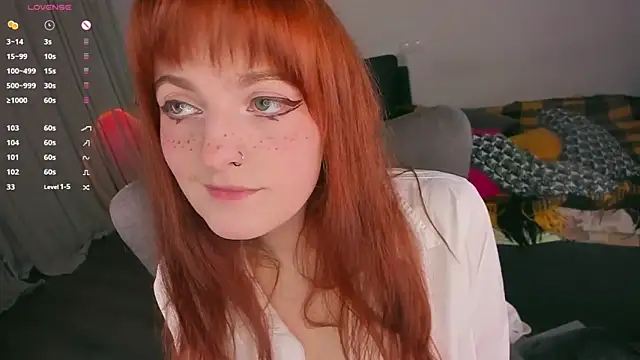 Snapshot of Alice_CutePerv chatting on 05/09/26, 12:27 Alice CutePerv online show from 05/09/26, 12:27