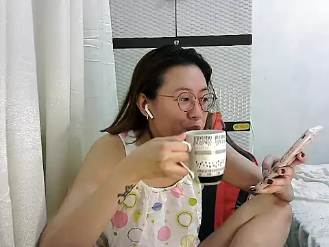 crizzybel online show from 03/22/25, 03:53