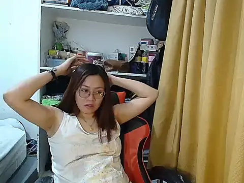 crizzybel online show from 04/19/26, 04:17