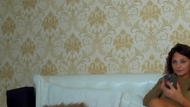 Snapshot of GiannaElliss chatting on 01/09/25, 06:06 GiannaElliss online show from 01/09/25, 06:06