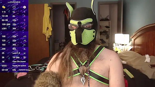 kinkywolf429 online show from 12/17/25, 08:37