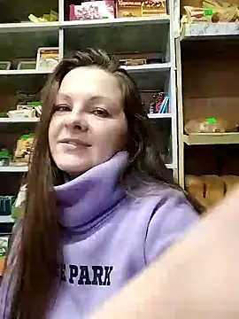 Snapshot of Marla_Singerrr chatting on 01/04/25, 08:28 Marla Singerrr online show from 01/04/25, 08:28