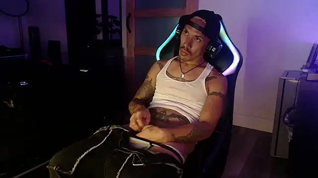 inc25cbxh online show from 10/18/25, 08:15