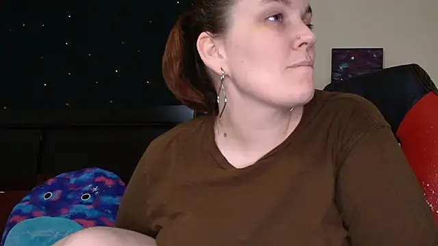 Snapshot of ToxicLilly chatting on 11/25/25, 08:14 ToxicLilly online show from 11/25/25, 08:14