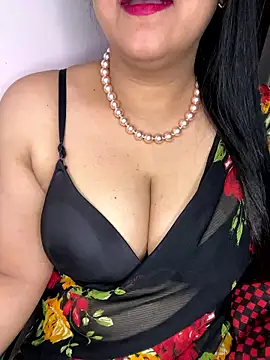 Zoya Varma004 online show from 01/09/26, 10:07