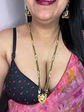 Zoya Varma004 online show from 02/23/26, 10:45