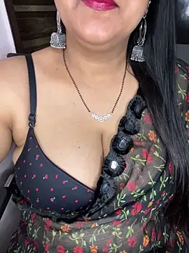 Zoya Varma004 online show from 03/17/26, 06:11