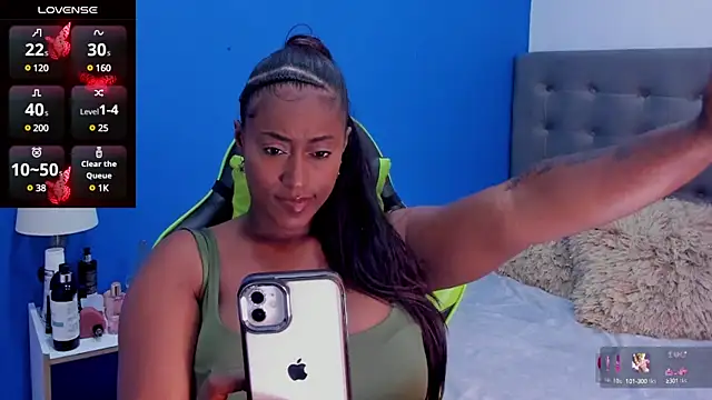 Snapshot of Brunna-Brownn chatting on 12/18/24, 12:40 Brunna-Brownn online show from 12/18/24, 12:40