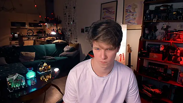 Breston Sweet online show from 12/28/24, 06:50