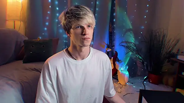 Breston Sweet online show from 04/15/26, 06:59