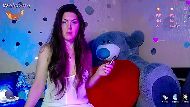 Snapshot of GENTLY--EVIL chatting on 11/04/25, 06:29 GENTLY--EVIL online show from 11/04/25, 06:29