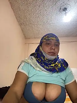 Leylafourniert online show from 01/14/25, 10:12