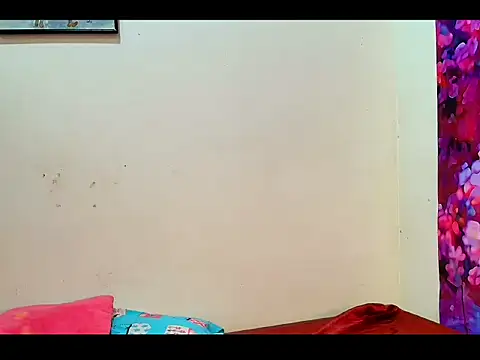 Snapshot of Karol_naughty chatting on 05/23/26, 12:42 Karol naughty online show from 05/23/26, 12:42