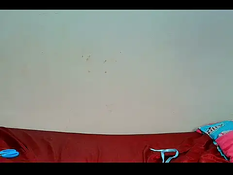 Snapshot of Karol_naughty chatting on 05/24/26, 11:54 Karol naughty online show from 05/24/26, 11:54